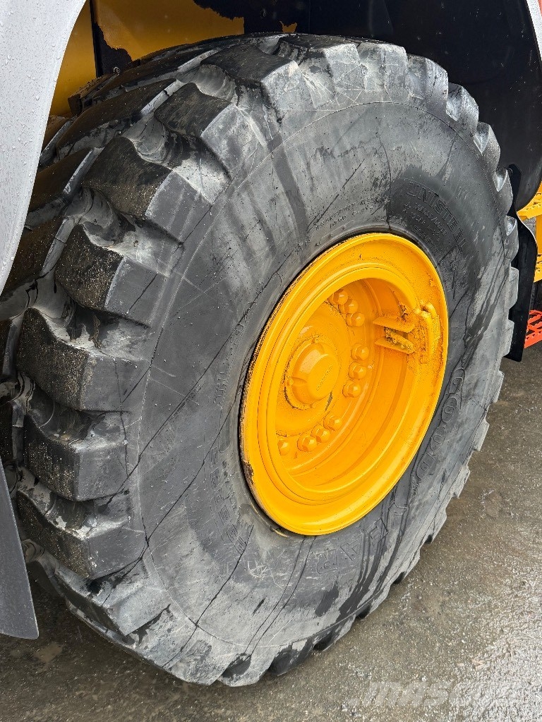 Volvo L 120 H Radlader