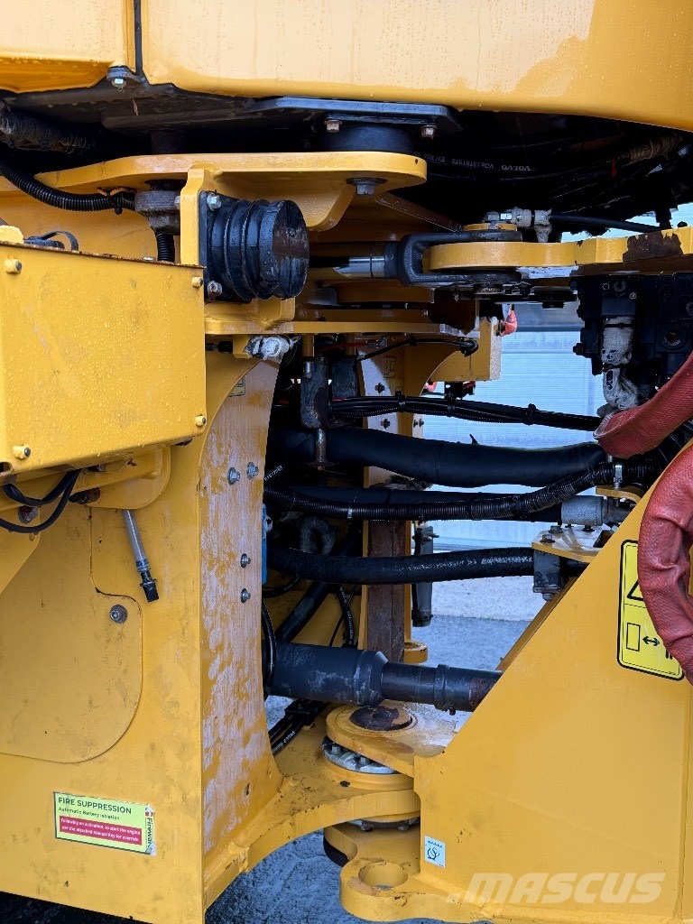 Volvo L 120 H Radlader