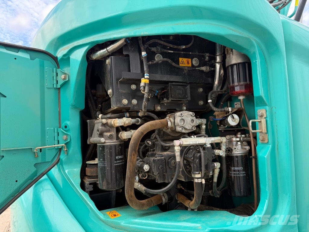 Kobelco SK 140 SR LC Гусеничні екскаватори