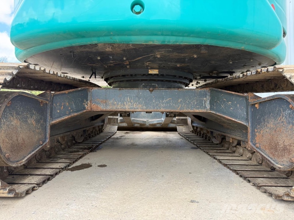 Kobelco SK 140 SR LC Гусеничні екскаватори