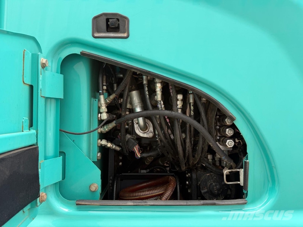 Kobelco SK 140 SR LC Гусеничні екскаватори