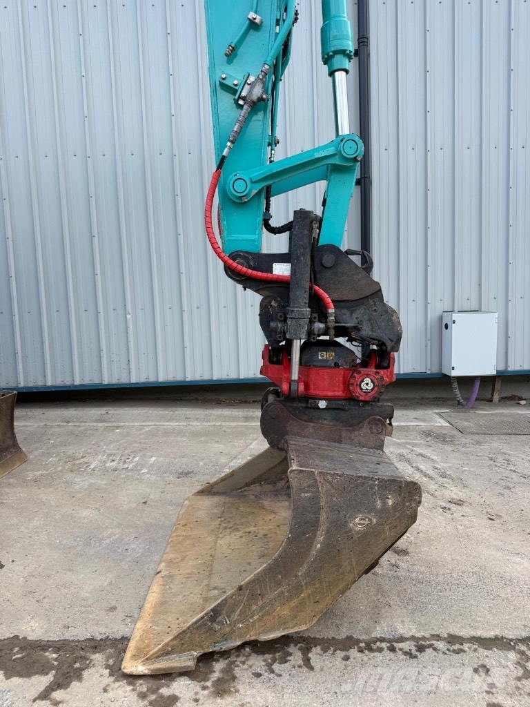 Kobelco SK 140 SR LC Гусеничні екскаватори