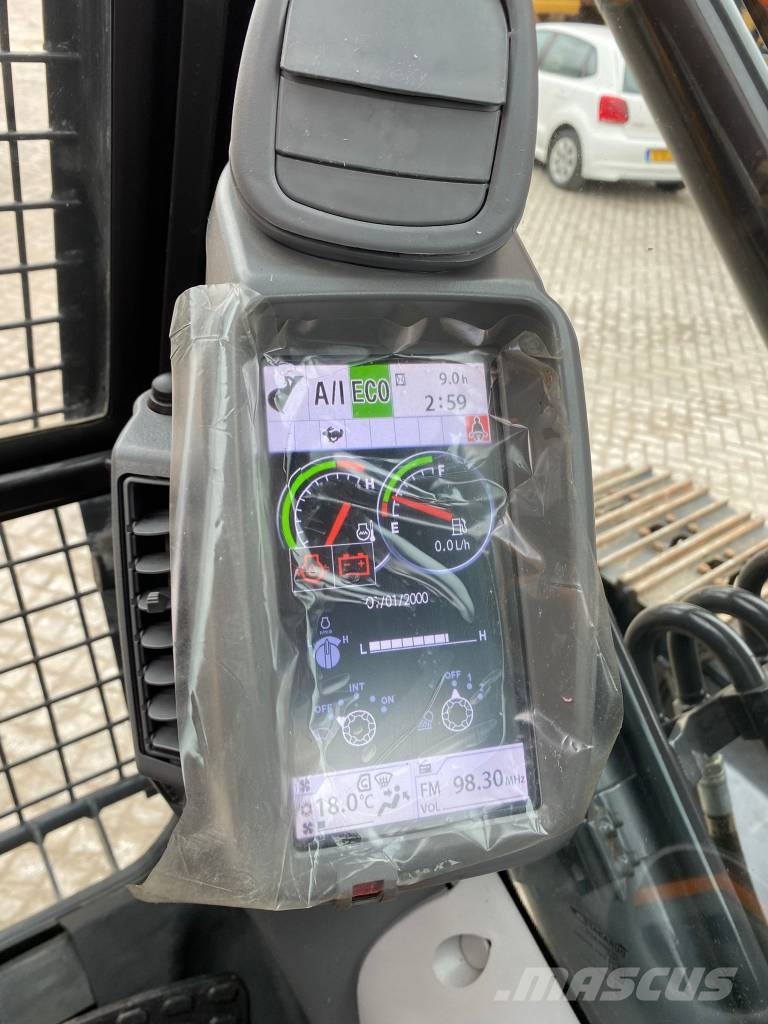 Hitachi ZX 220LC-5G 履带挖掘机