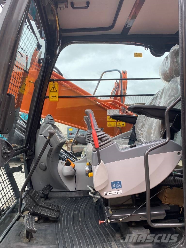 Hitachi ZX 220LC-5G 履带挖掘机