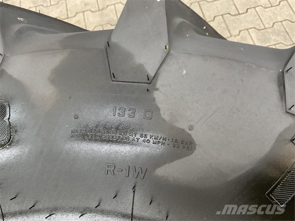 Trelleborg 420/70R28 ماكينات زراعية - غير ذلك