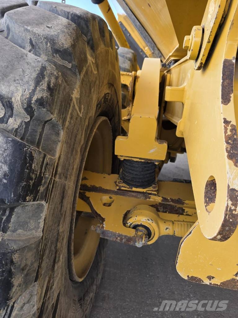 Bell B 25 E Dumper - Knickgelenk