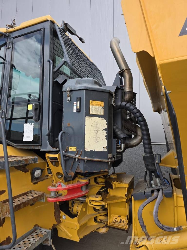 Bell B 25 E Dumper - Knickgelenk