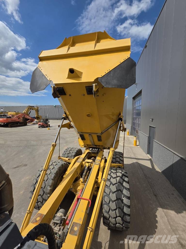 Bell B 25 E Dumper - Knickgelenk
