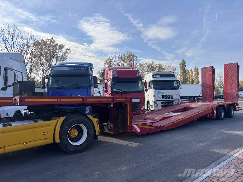 Goldhofer St 2 kamion mentő/ gépszállitó alacsony alvázkeret Semirremolques para transporte de vehículos