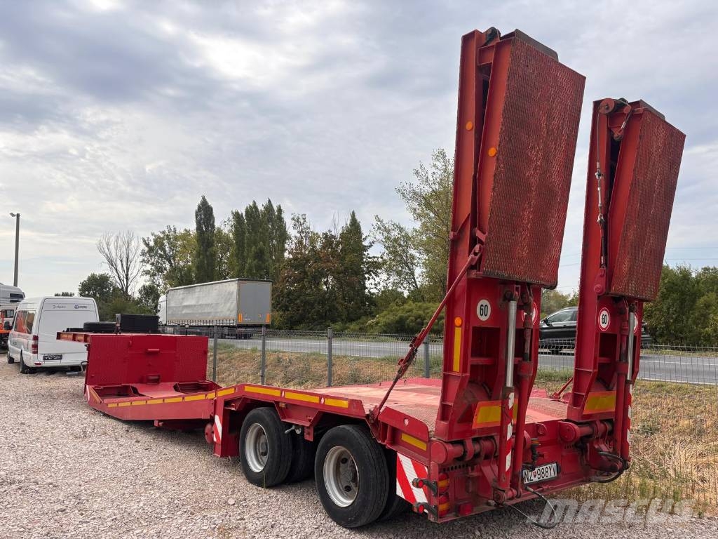 Goldhofer St 2 kamion mentő/ gépszállitó alacsony alvázkeret Poluprikolice za autotransporter