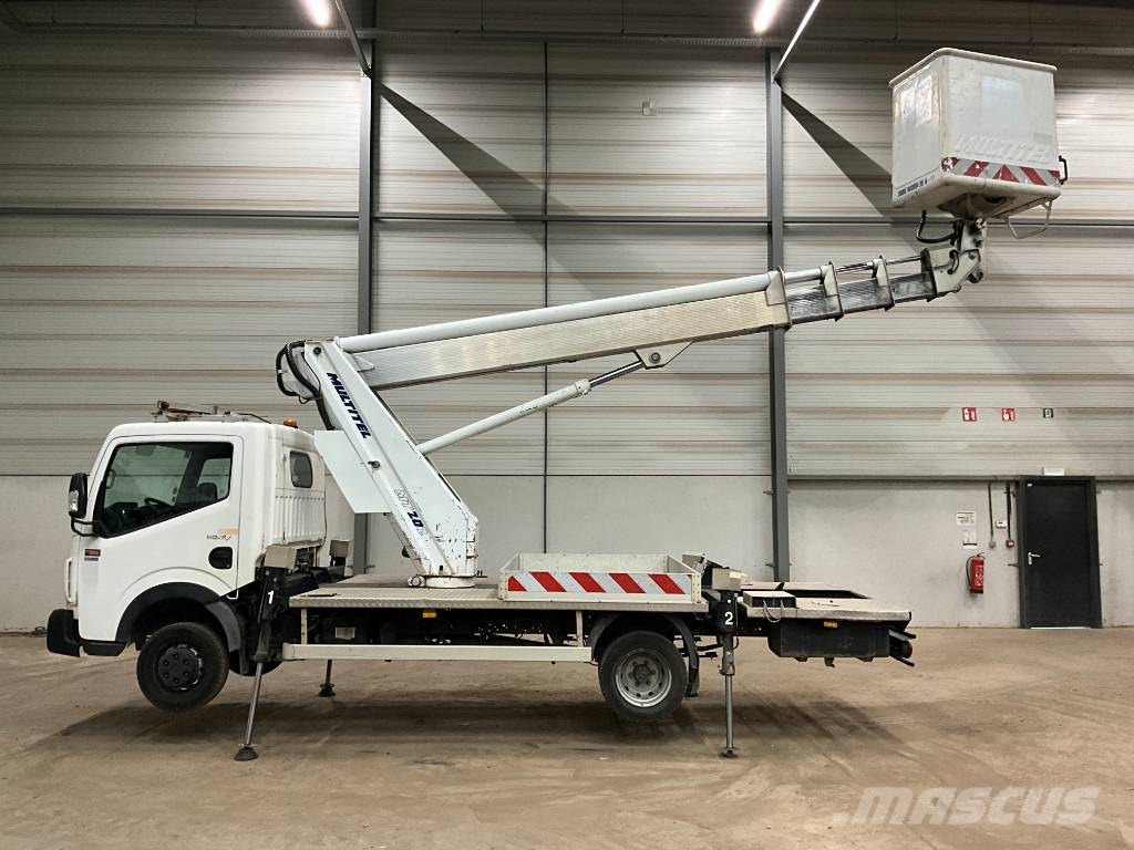 Renault Maxity 120 + multitel mt202 Pacēlāji uz automašīnas bāzes