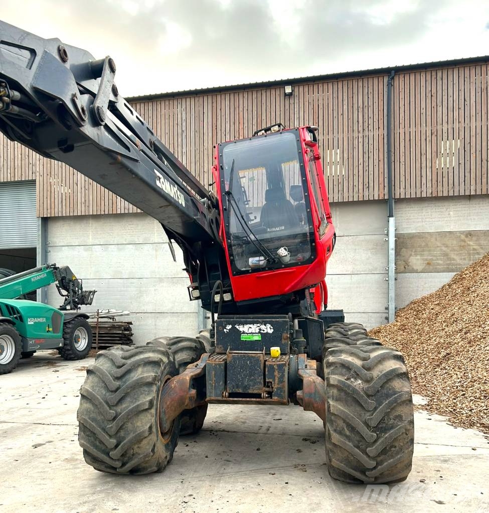 Komatsu 901 XC 8W Timber Harvester c/w C93 Head Betakarítók