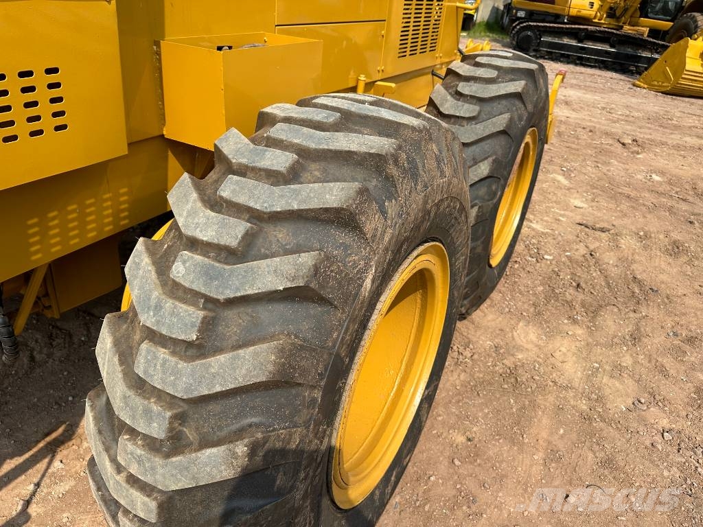 CAT 140G Grejdery