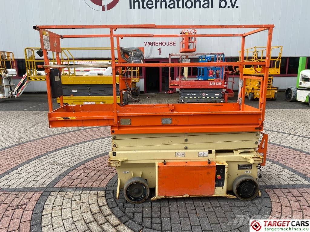 JLG 6RS Electric Scissor Work Lift 779cm DEFECT Schaarhoogwerkers