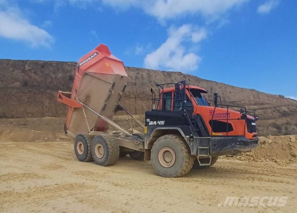 Doosan DA 45 ساحبات مفصلية