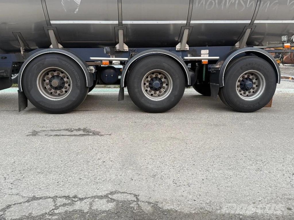 Burg BPO 15-30 RGZXX + RMO MILK 35.300 LITER / RVS TANK Tanktrailer