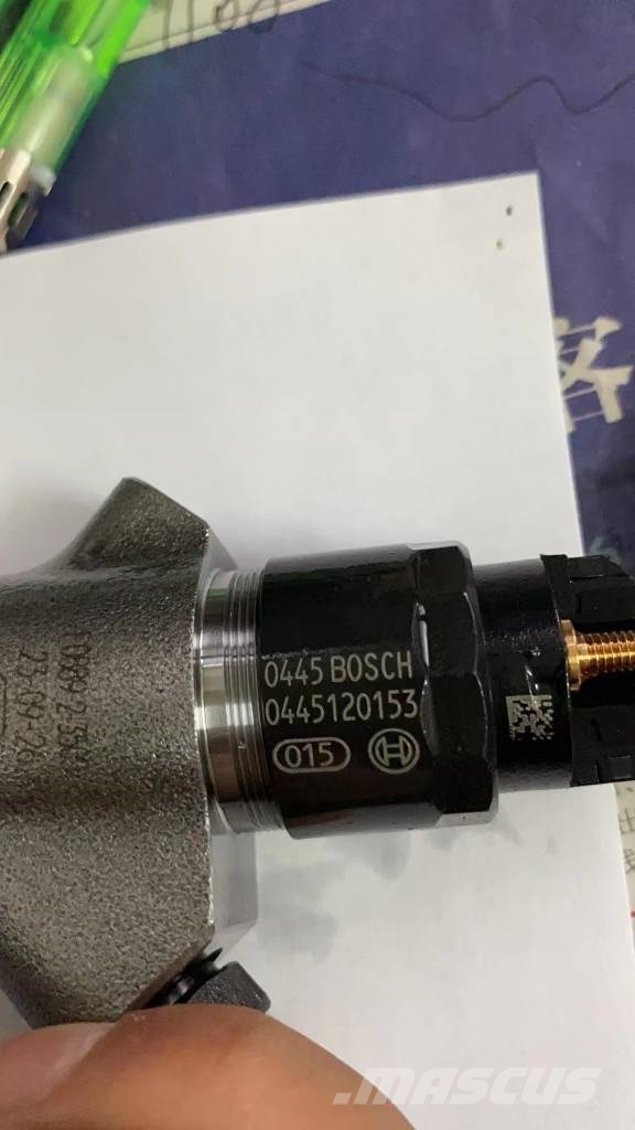 Bosch Diesel Fuel Injector Nozzle 0 445 110 376 その他部品