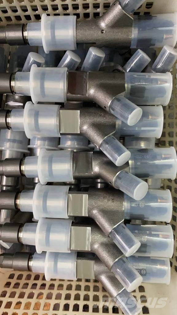 Bosch Diesel Fuel Injector Nozzle 0 445 110 376 その他部品