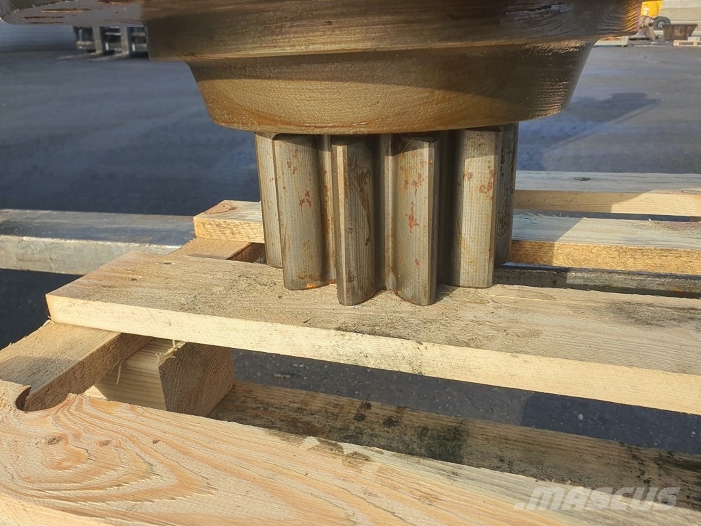 Bonfiglioli SLEWING GEARS PARTS NEW Transmission