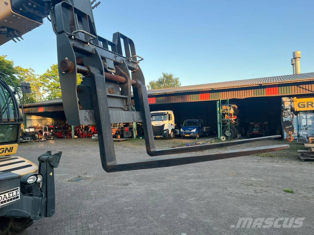Magni RTH 5.26 Τηλεσκοπικοί ανυψωτές