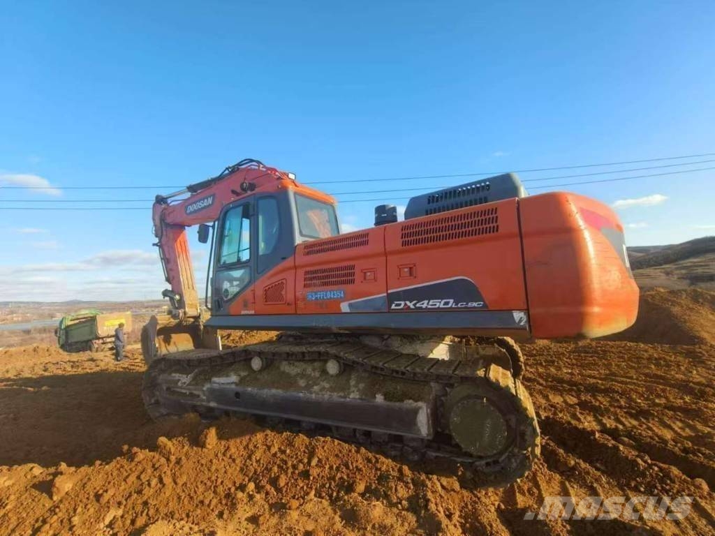 Doosan DX 450 LC-9 水陆两栖挖掘机