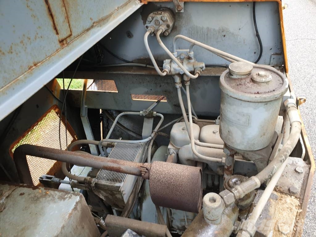 Voest Alpine THV 4-5 Twin drum rollers