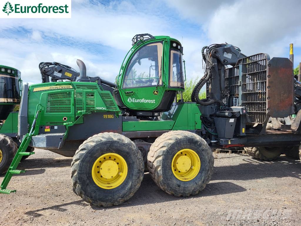 John Deere 1910 G Forvarderi