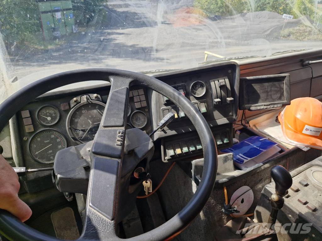 Liaz 18,23 cisterna Tankbiler