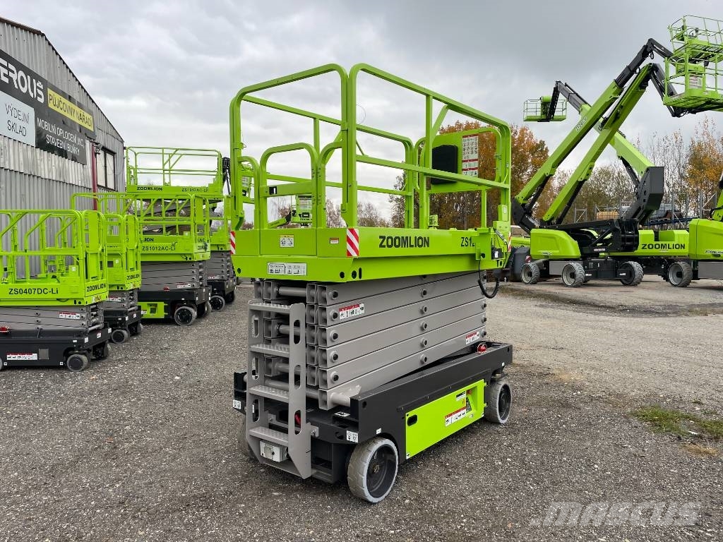 Zoomlion ZS1212AC-Li رافعات مقصية الشكل