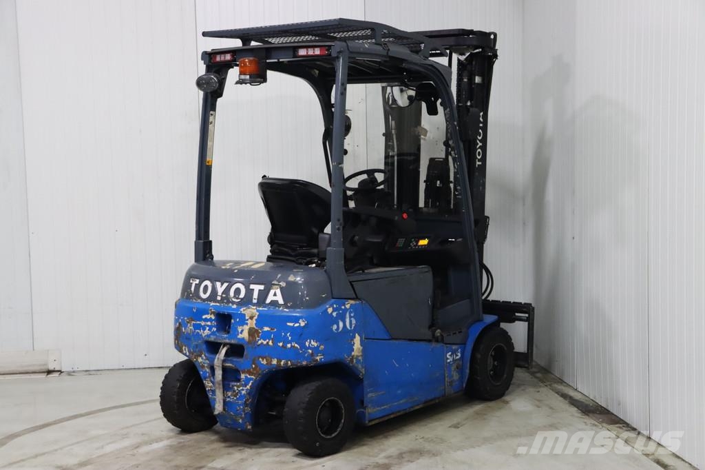 Toyota 8FBM20T Electric forklifts