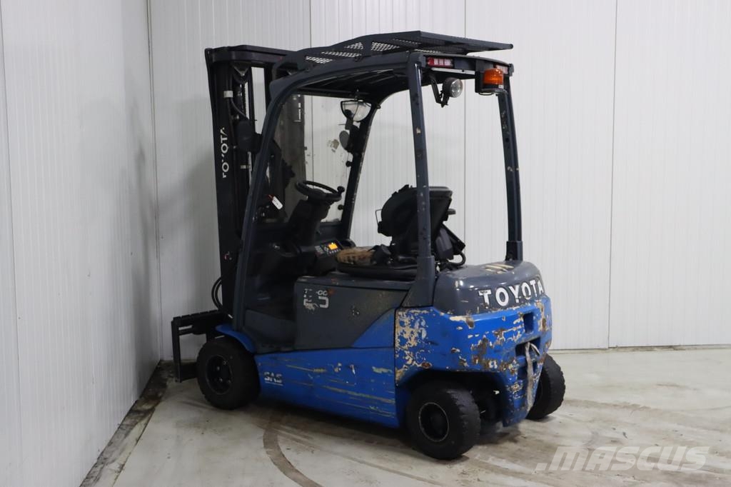 Toyota 8FBM20T Electric forklifts