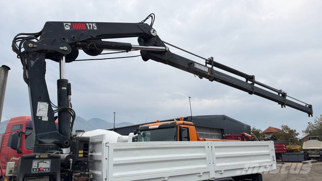 Iveco EUROTRAKKER 190E304X4 stake body - crane Hiab 175 平ボディー