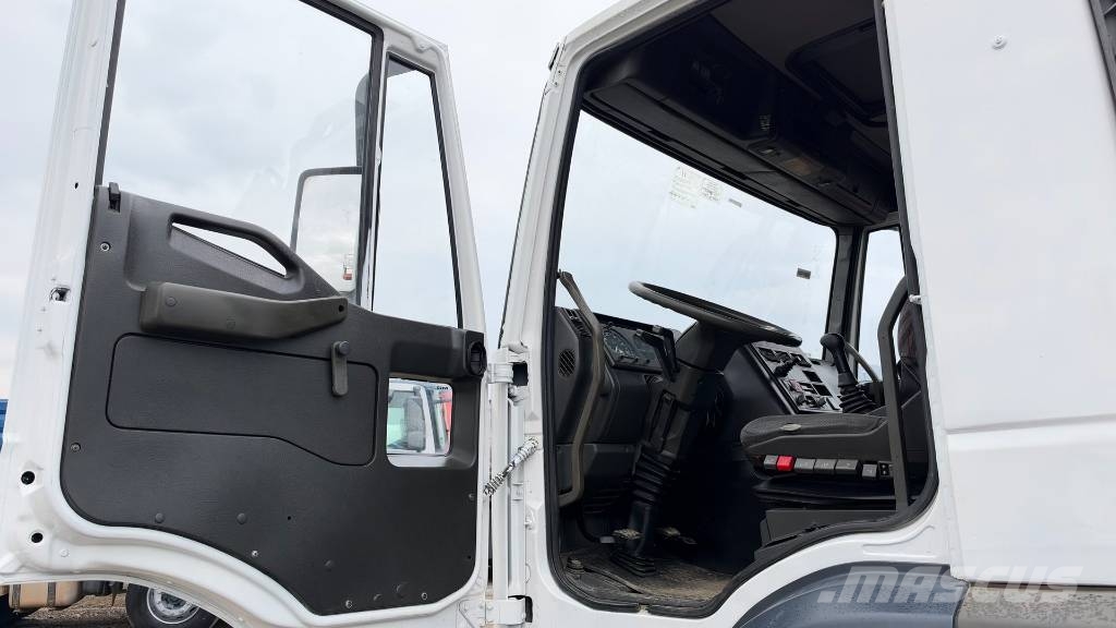 Iveco EUROTRAKKER 190E304X4 stake body - crane Hiab 175 平ボディー