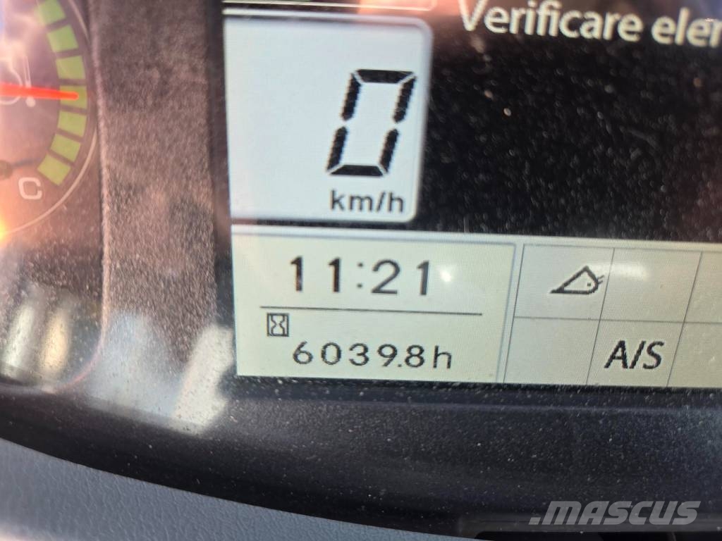 Hitachi ZW 180-6, High dump 8cm, tires L5 90% ok Radlader