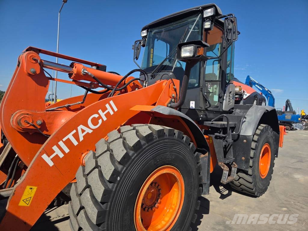 Hitachi ZW 180-6, High dump 8cm, tires L5 90% ok Radlader
