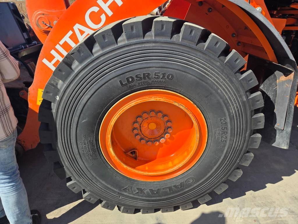 Hitachi ZW 180-6, High dump 8cm, tires L5 90% ok Radlader