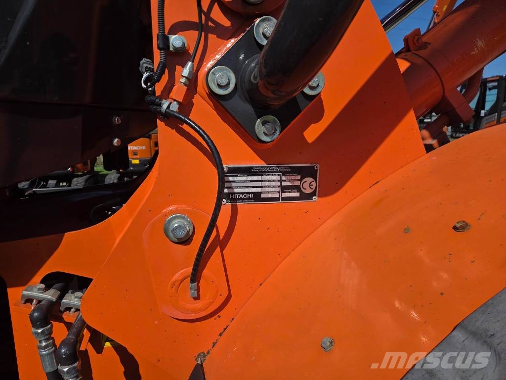 Hitachi ZW 180-6, High dump 8cm, tires L5 90% ok Radlader