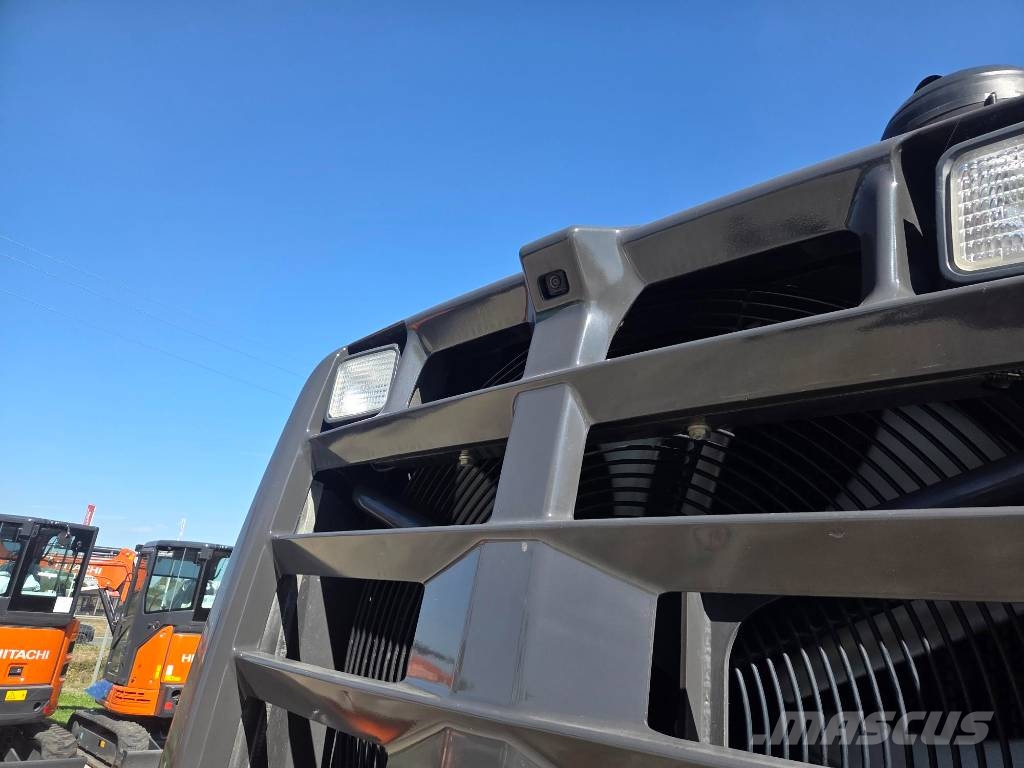 Hitachi ZW 180-6, High dump 8cm, tires L5 90% ok Radlader