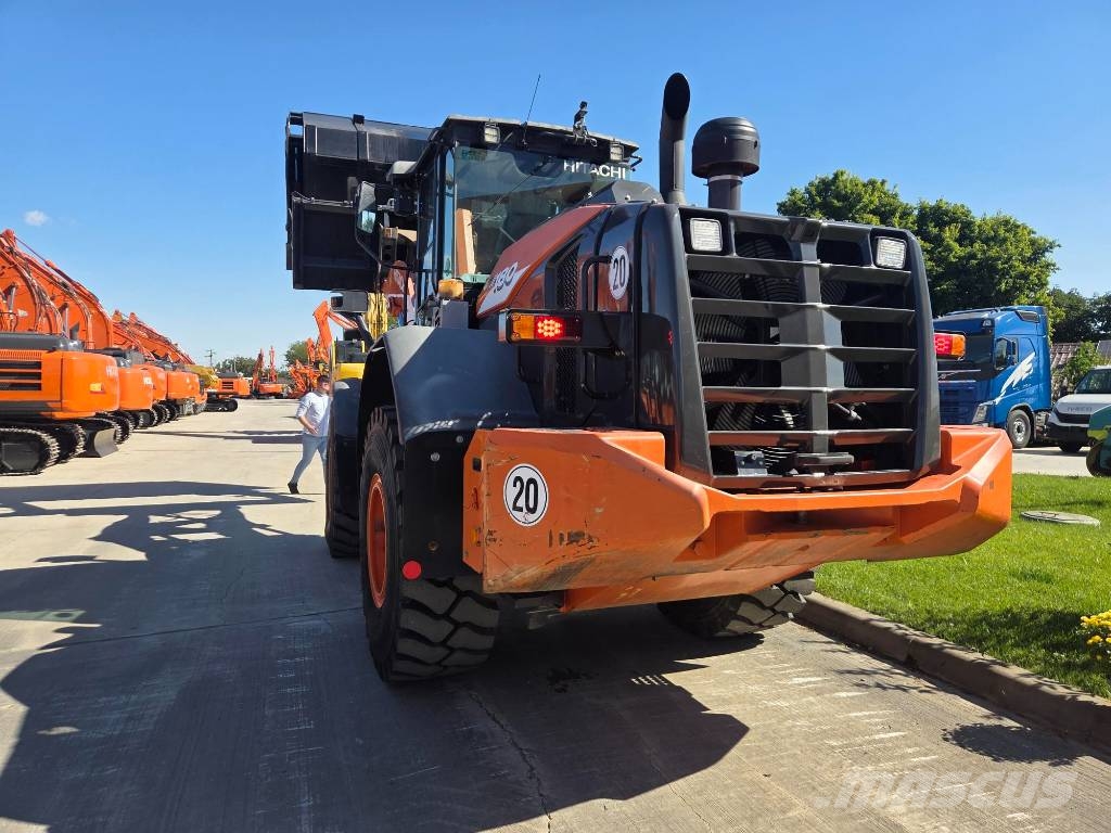 Hitachi ZW 180-6, High dump 8cm, tires L5 90% ok Radlader