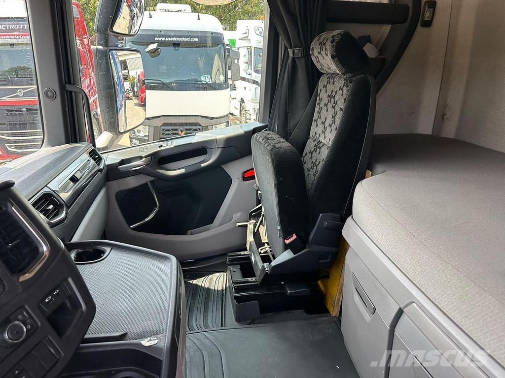 Scania R 500 Vetopöytäautot