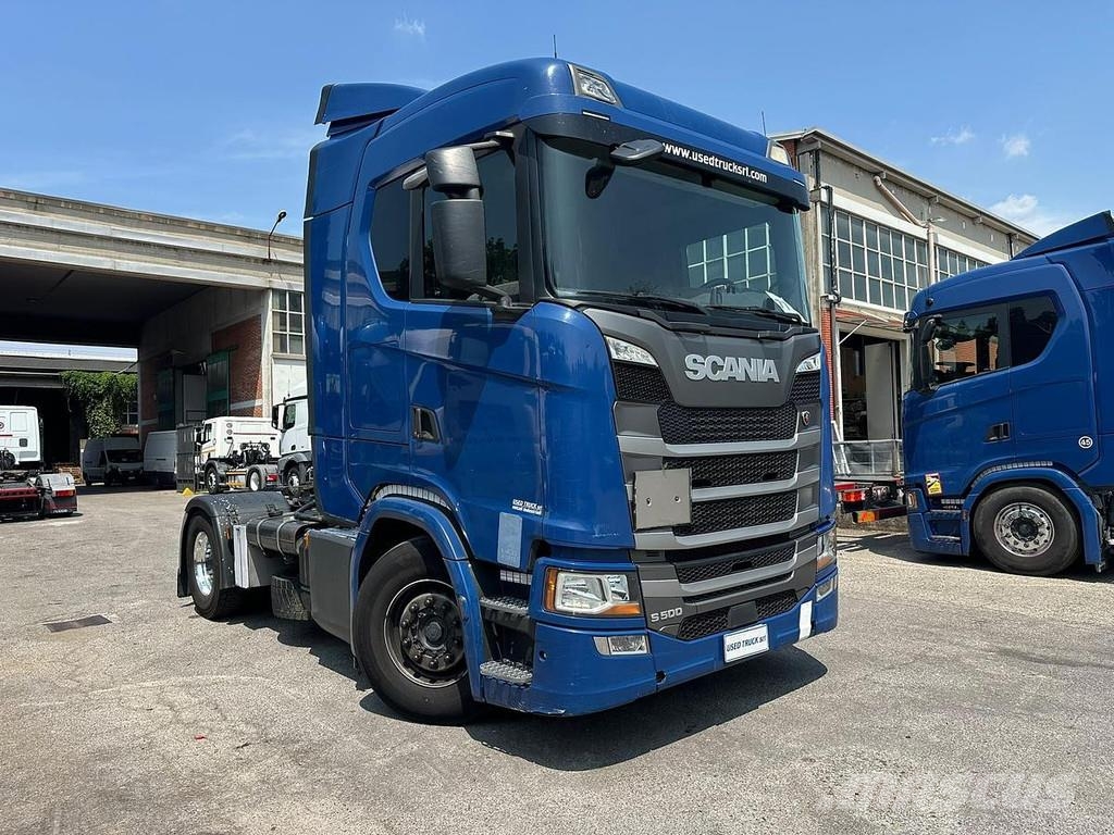 Scania R 500 Vetopöytäautot