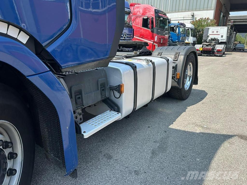 Scania R 500 Vetopöytäautot