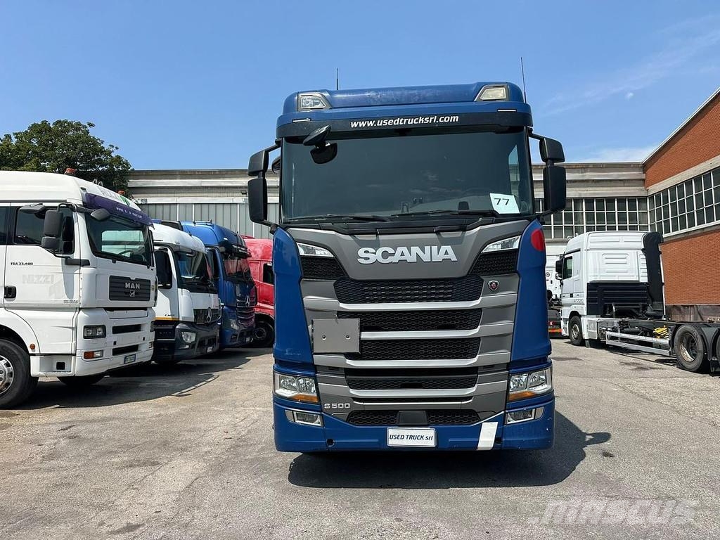 Scania R 500 Vetopöytäautot