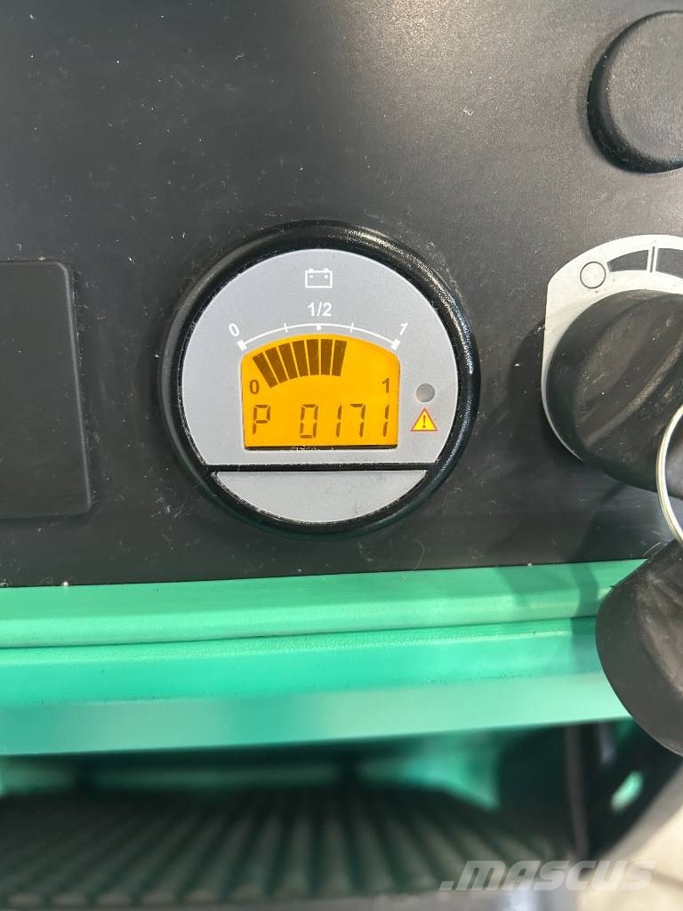 Mitsubishi SBV 16 N3 شاحنات مناولة ذاتية الدفع