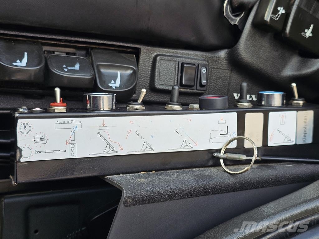 Volvo FMX 470 8x4 / 30t KABEL - CONTAINER SYSTEEM Камиони с кран с кука