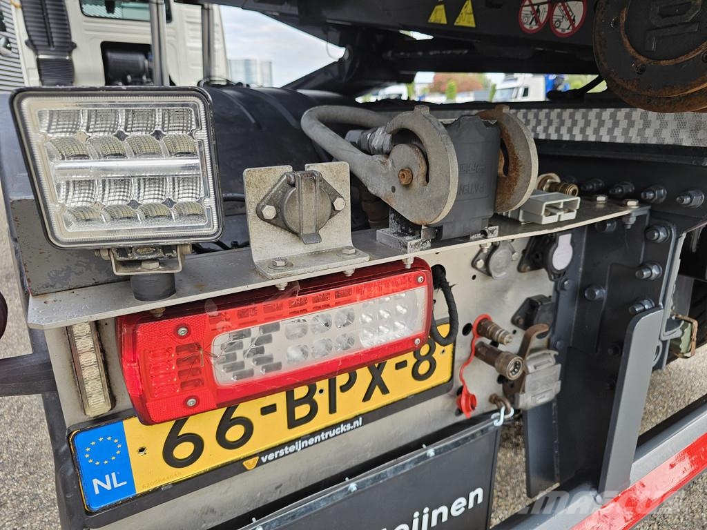 Volvo FMX 470 8x4 / 30t KABEL - CONTAINER SYSTEEM Hook lift trucks