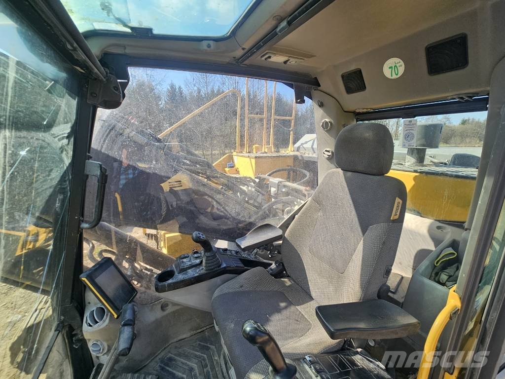 Volvo EC 250 EL Excavadoras sobre orugas