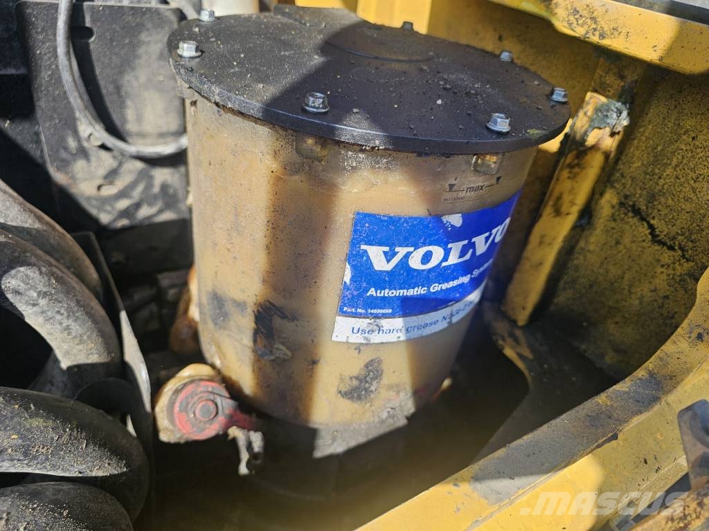Volvo EC 250 EL Excavadoras sobre orugas