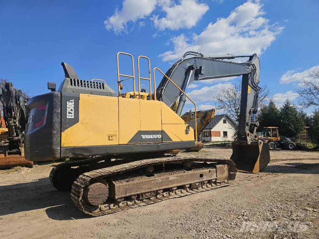 Volvo EC 250 EL Excavadoras sobre orugas