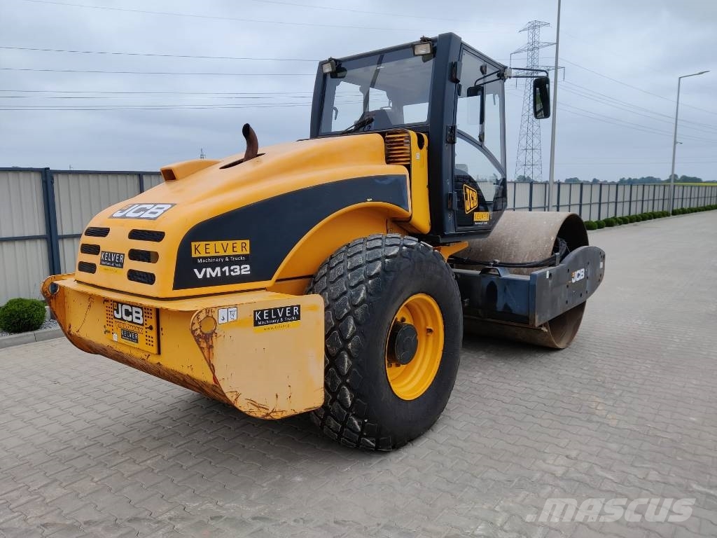 JCB Vibromax VM 132 roller Single drum rollers